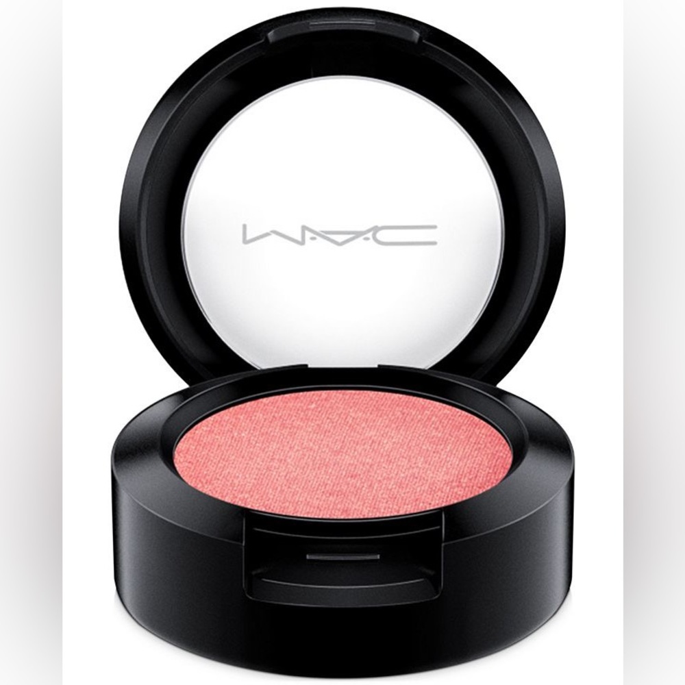 MAC Cosmetics Eye Shadow IN LIVING PINK - Full Size 1.5 g / 0.05 Oz. New In Box